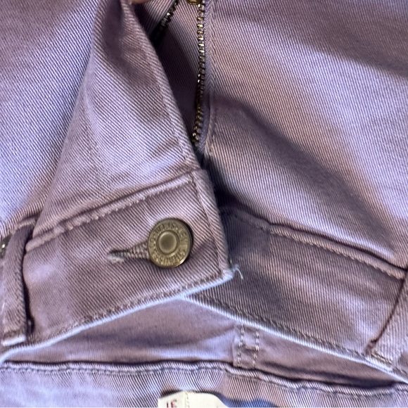 Levi’s Size 31 Lavender Purple Classic Capri Leg Denim Jean - Picture 3 of 9